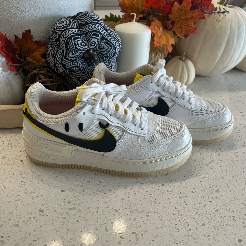 Nike smile Air Force 1